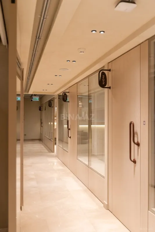 Kirayə verilir 2 otaqlı ofis 155 m²