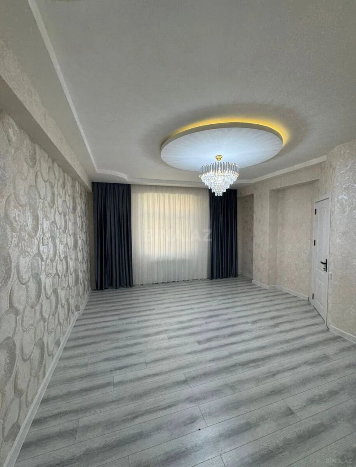 Satılır 2 otaqlı mənzil 56 m²