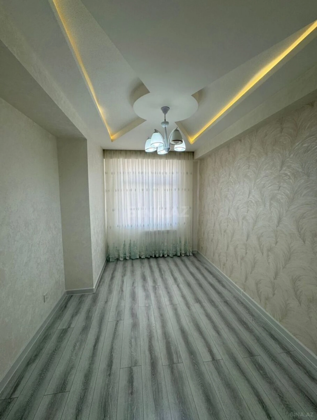 Satılır 2 otaqlı mənzil 56 m²