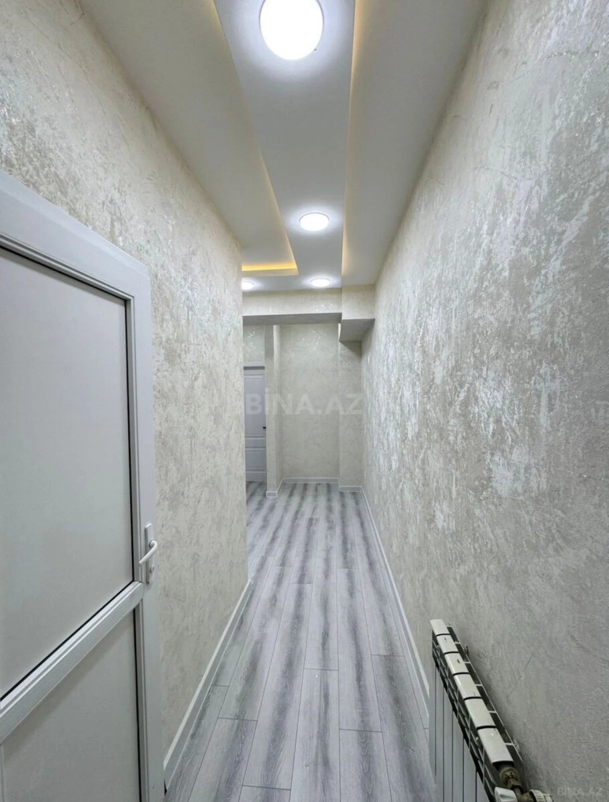 Satılır 2 otaqlı mənzil 56 m²