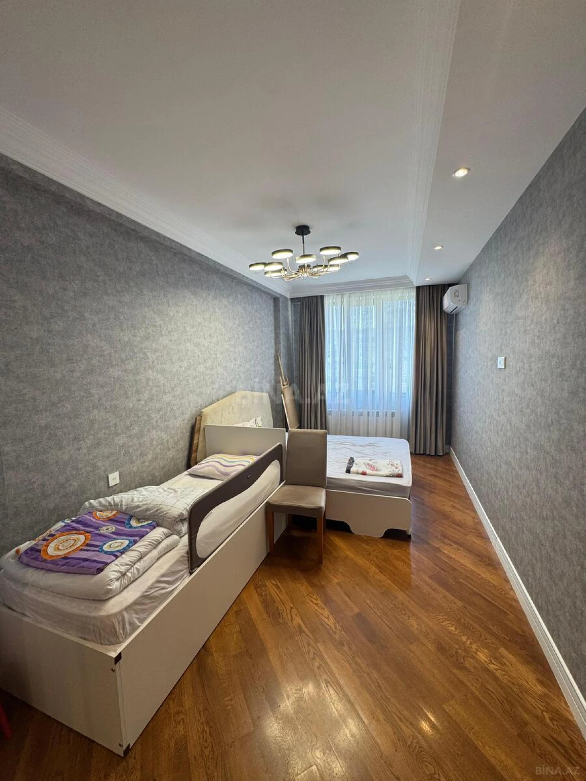 Kirayə verilir 3 otaqlı mənzil 145 m²