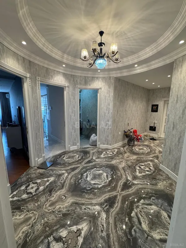 Kirayə verilir 3 otaqlı mənzil 145 m²