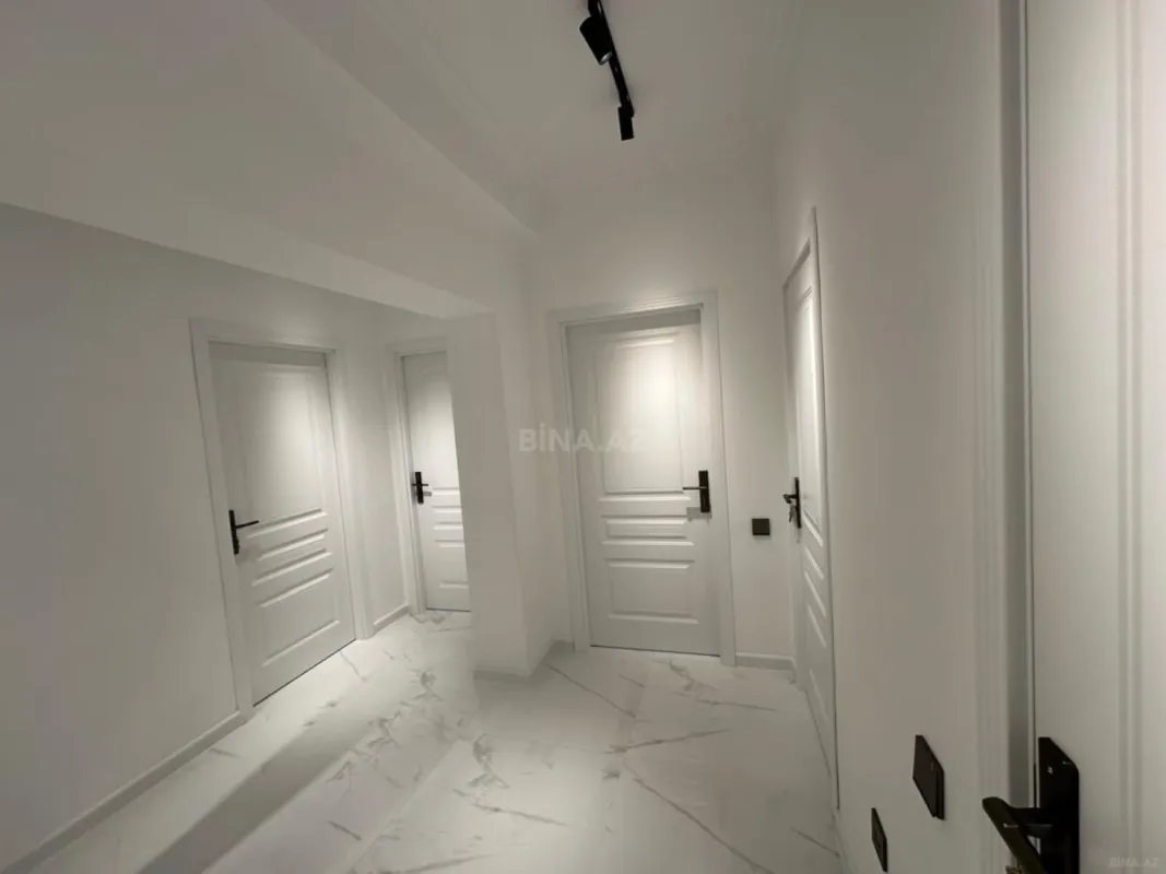 Satılır 2 otaqlı mənzil 100 m²