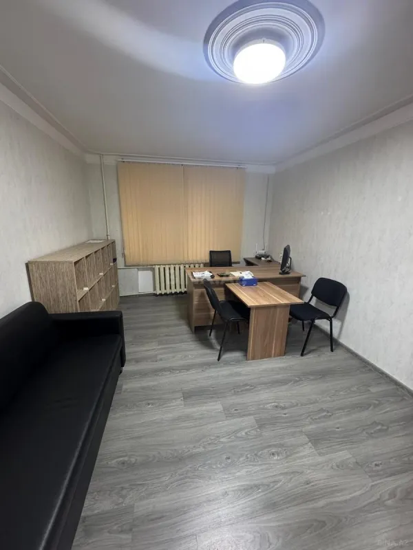 Kirayə verilir 2 otaqlı ofis 60 m²