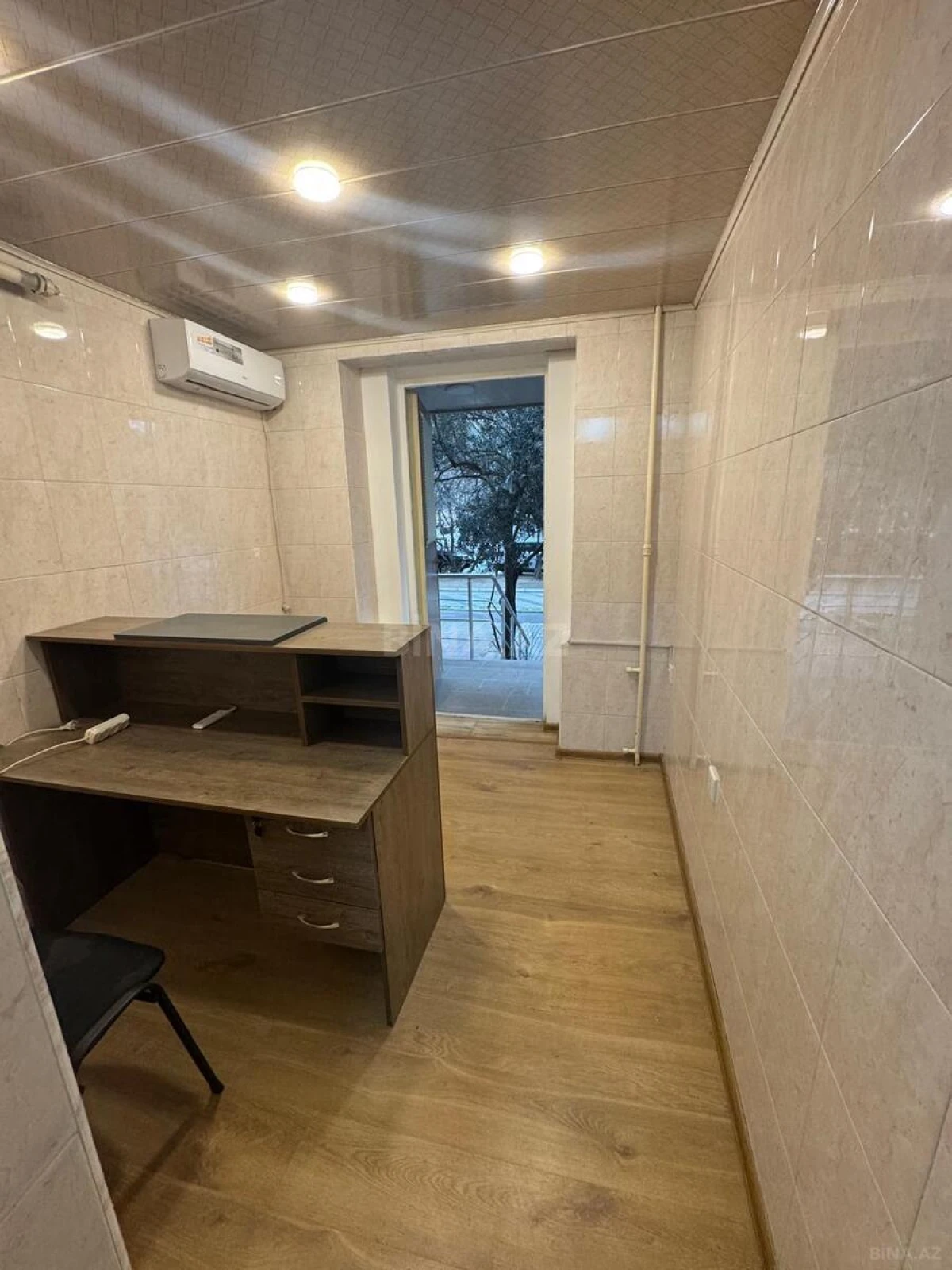 Kirayə verilir 2 otaqlı ofis 60 m²