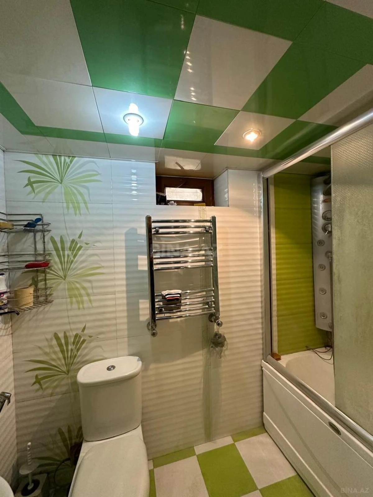 Kirayə verilir 8 otaqlı həyət evi 305 m²