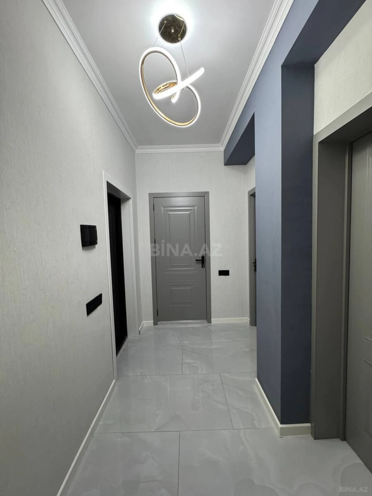 Satılır 2 otaqlı mənzil 55 m²
