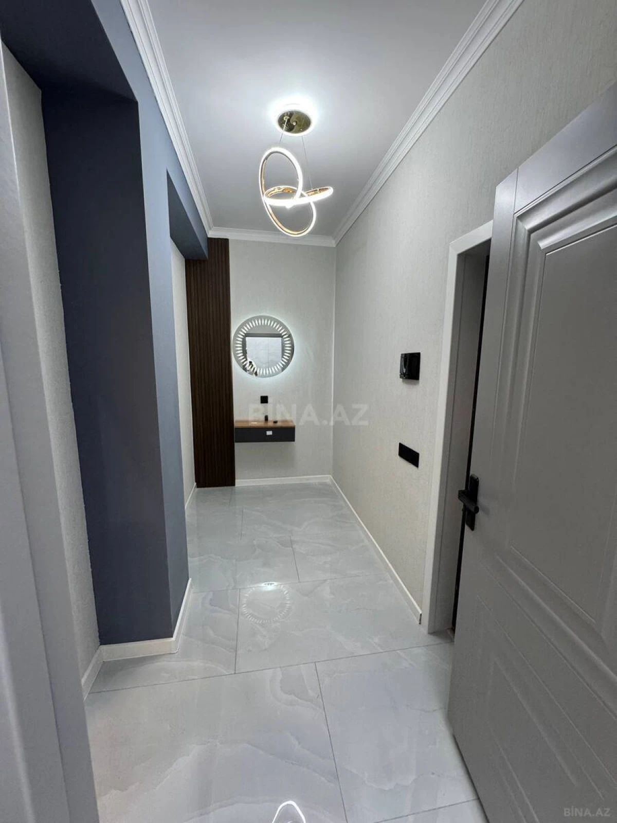 Satılır 2 otaqlı mənzil 55 m²
