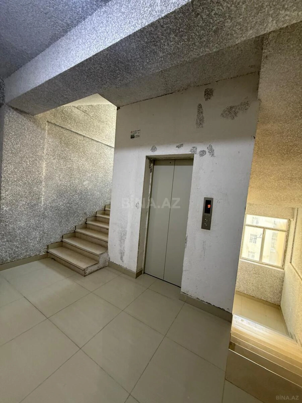 Satılır 3 otaqlı mənzil 95 m²