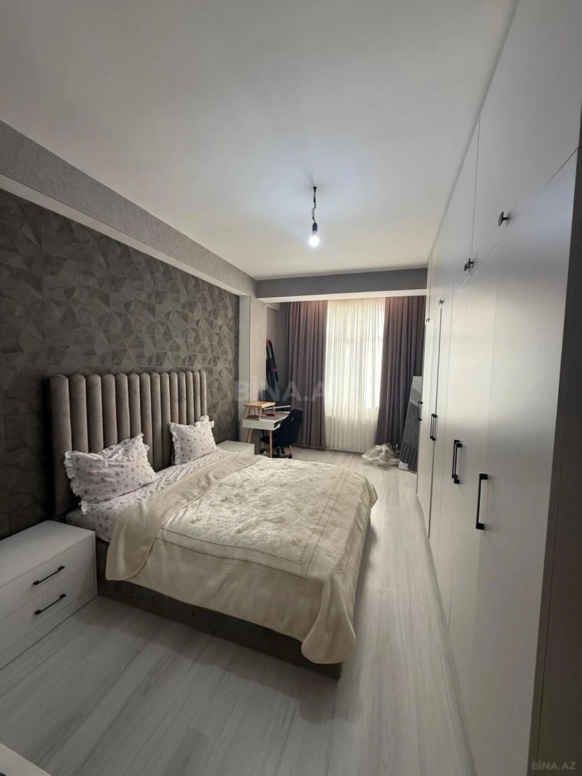 Satılır 3 otaqlı mənzil 95 m²