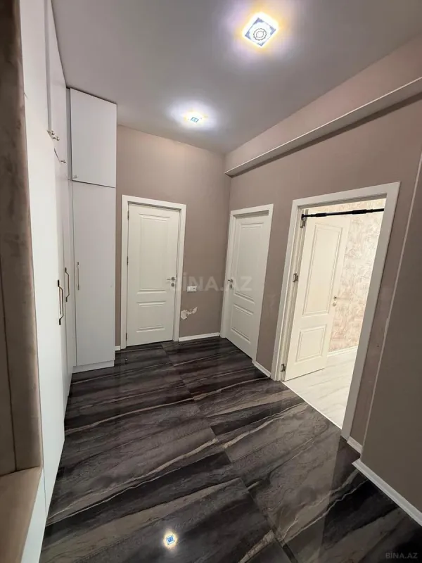 Satılır 3 otaqlı mənzil 95 m²