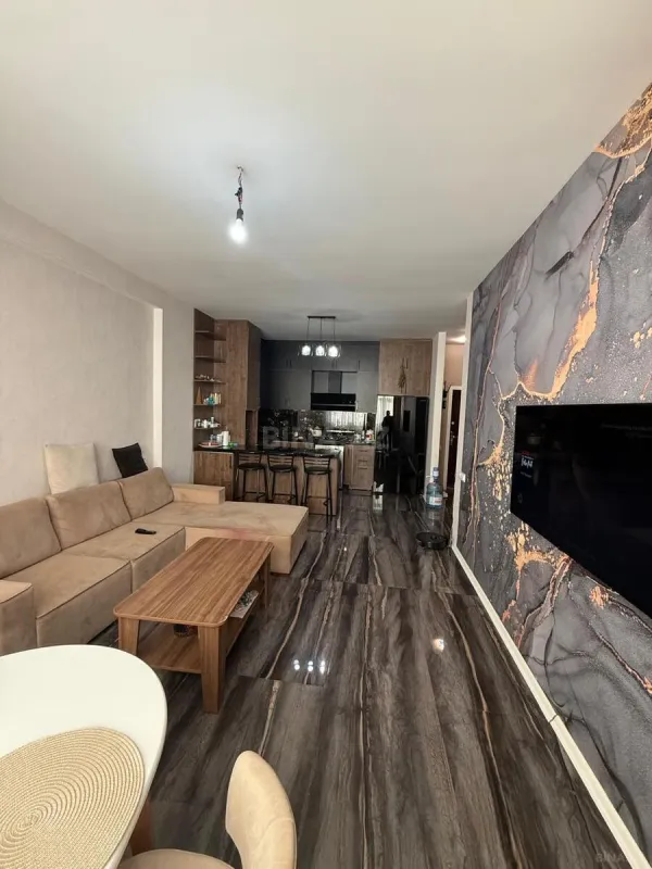 Satılır 3 otaqlı mənzil 95 m²