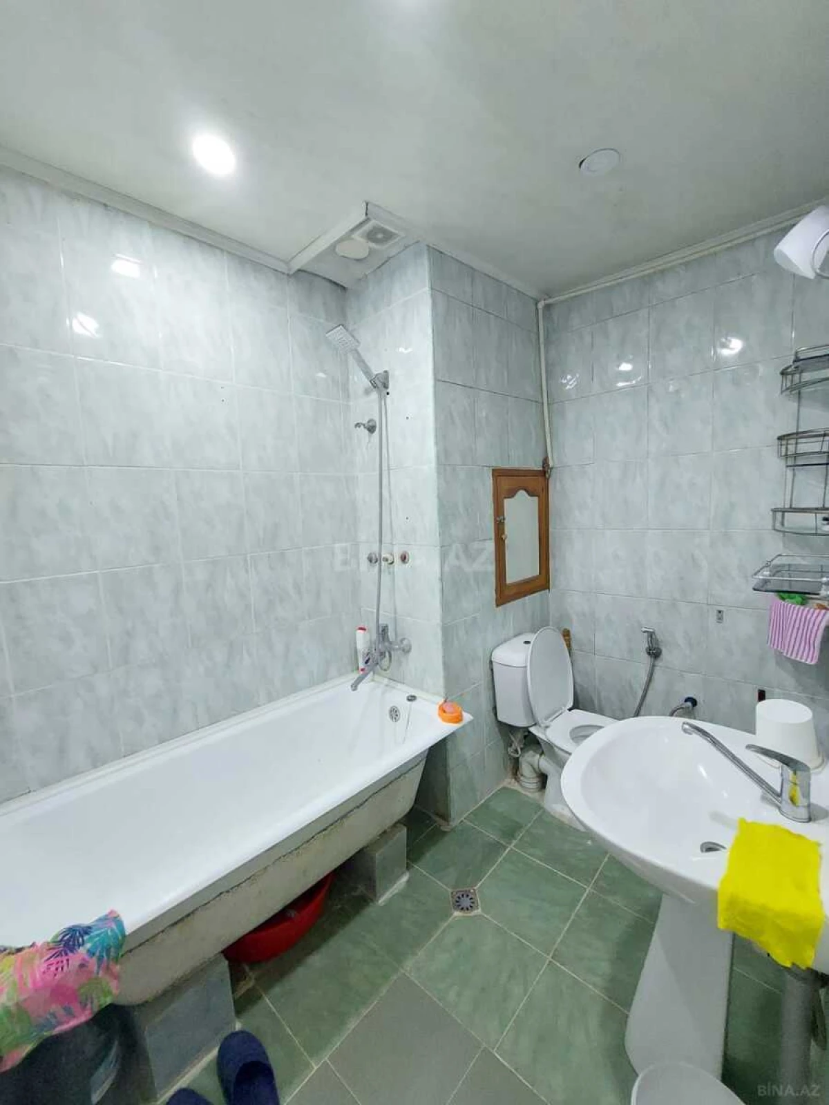 Satılır 2 otaqlı mənzil 45 m²