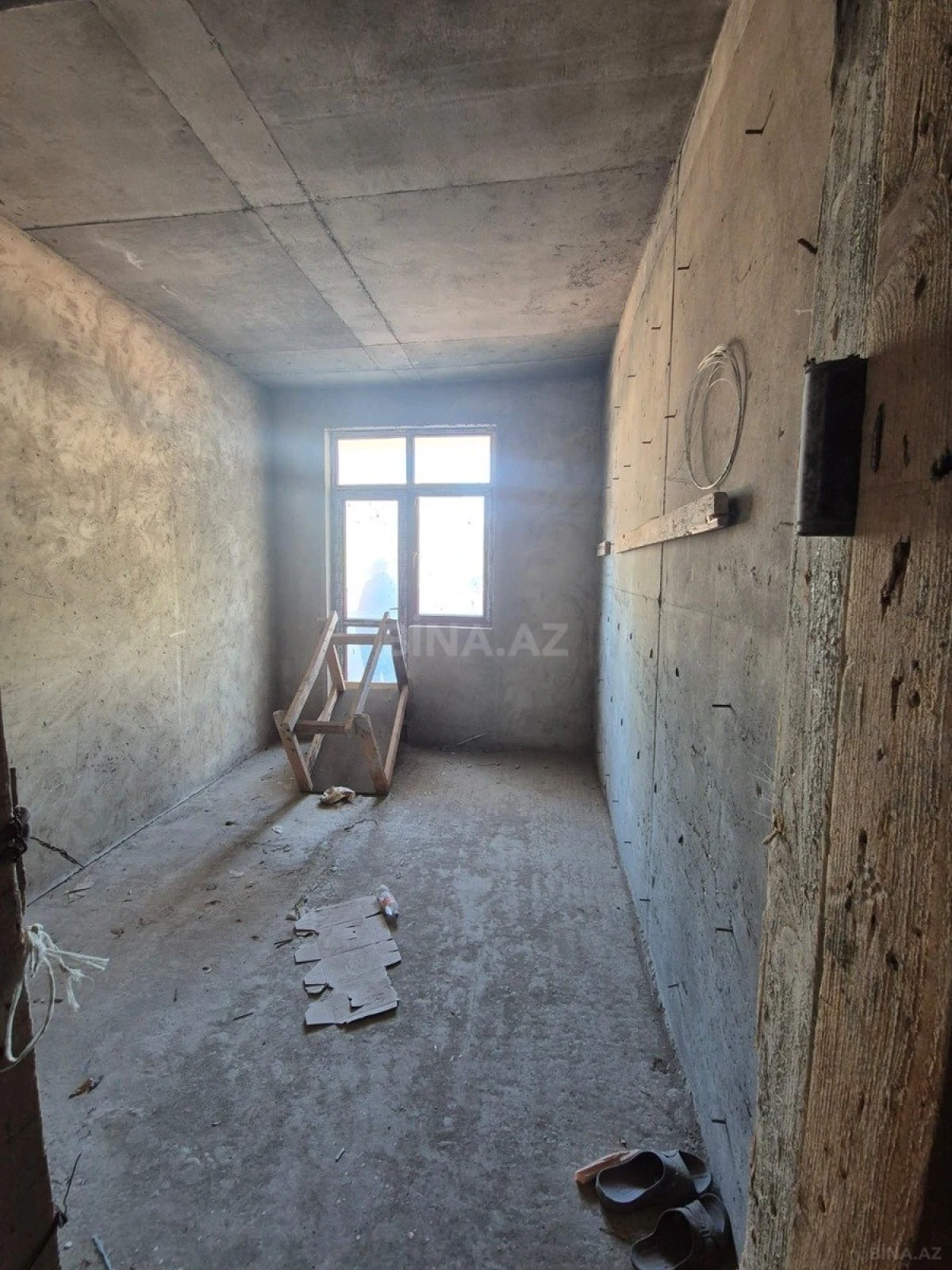 Satılır 3 otaqlı mənzil 122.5 m²