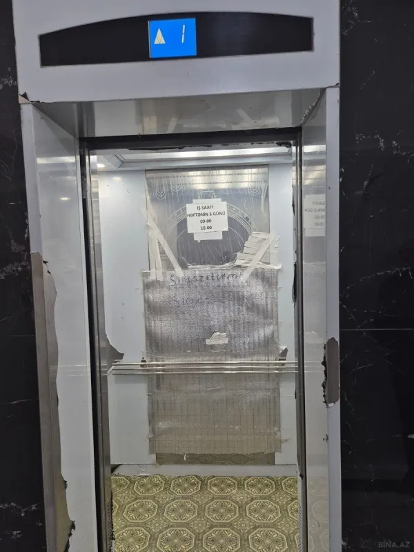 Satılır 3 otaqlı mənzil 122.5 m²