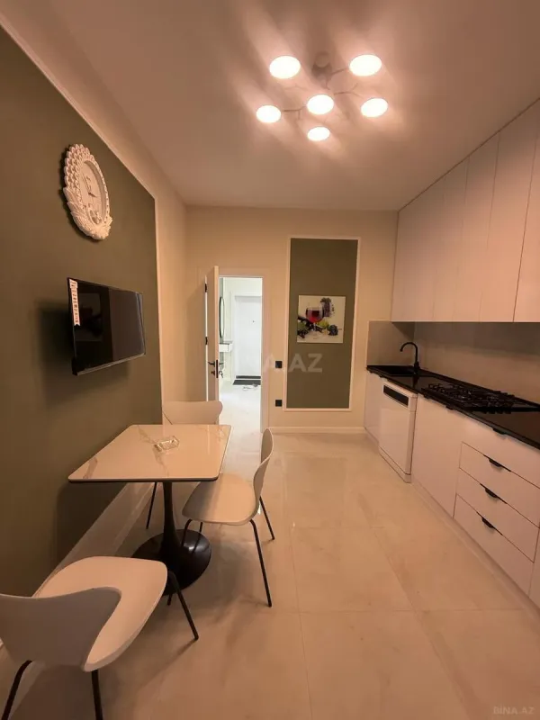 Satılır 2 otaqlı mənzil 78 m²