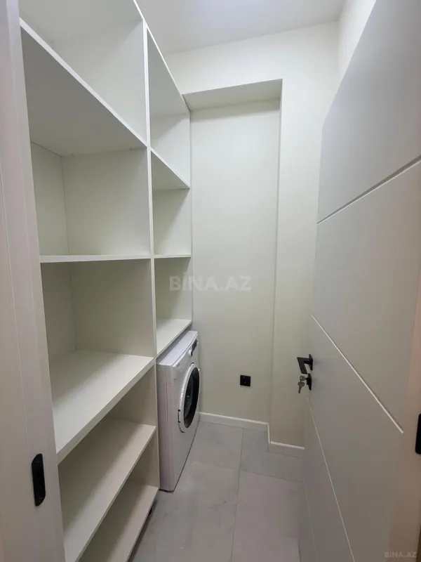 Satılır 2 otaqlı mənzil 78 m²