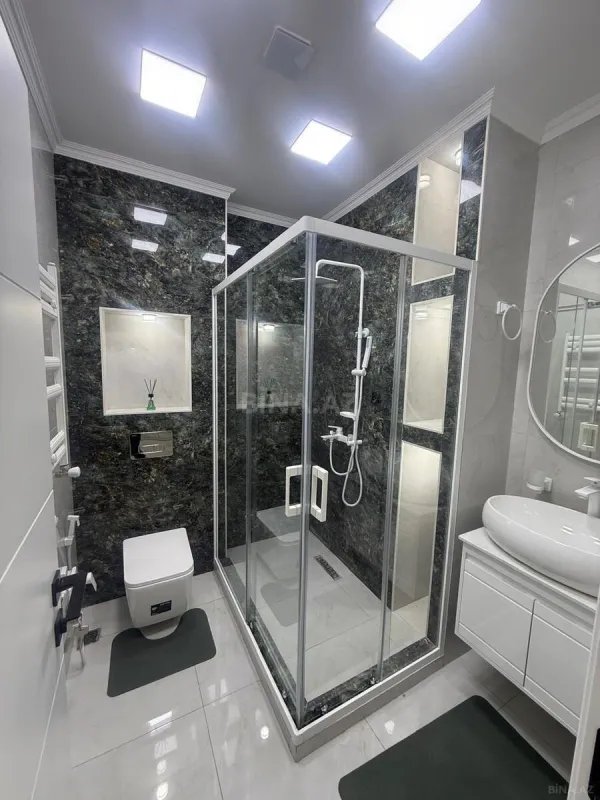 Satılır 2 otaqlı mənzil 78 m²