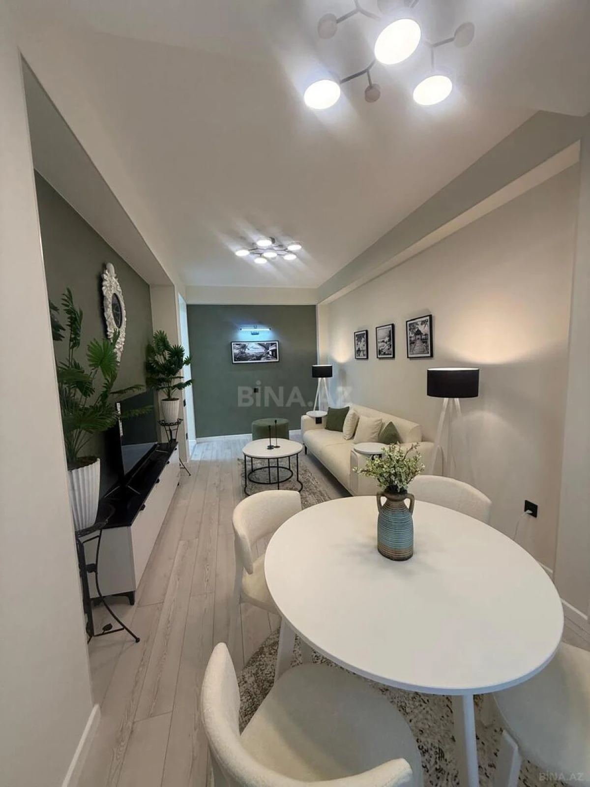 Satılır 2 otaqlı mənzil 78 m²