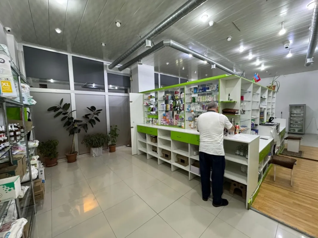 Kirayə verilir obyekt 102 m²