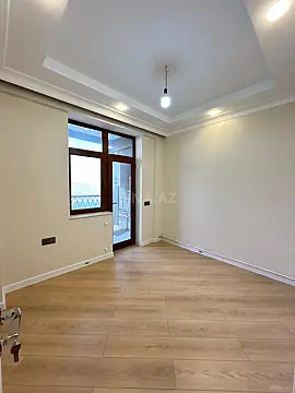 Satılır 3 otaqlı mənzil 98 m²