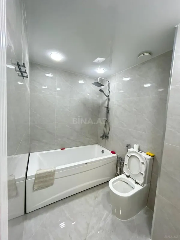 Satılır 3 otaqlı mənzil 98 m²