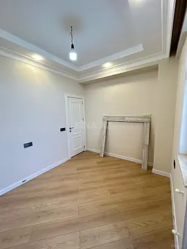 Satılır 3 otaqlı mənzil 98 m²