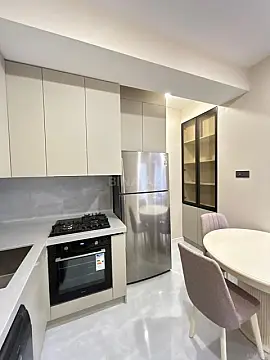 Satılır 3 otaqlı mənzil 98 m²