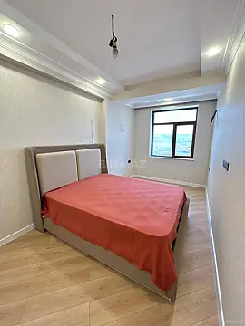 Satılır 3 otaqlı mənzil 98 m²