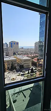 Kirayə verilir 4 otaqlı mənzil 180 m² — Bakı, Xətai 4 otaq 180.00 m²