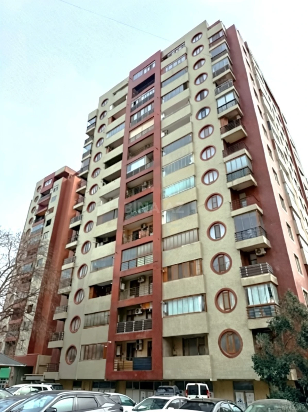 Satılır 3 otaqlı mənzil 125 m²
