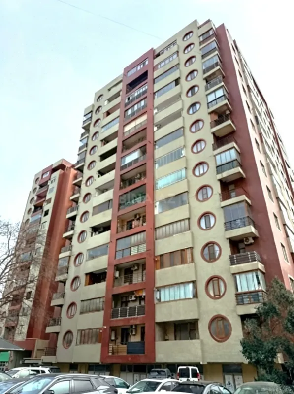 Satılır 3 otaqlı mənzil 125 m²