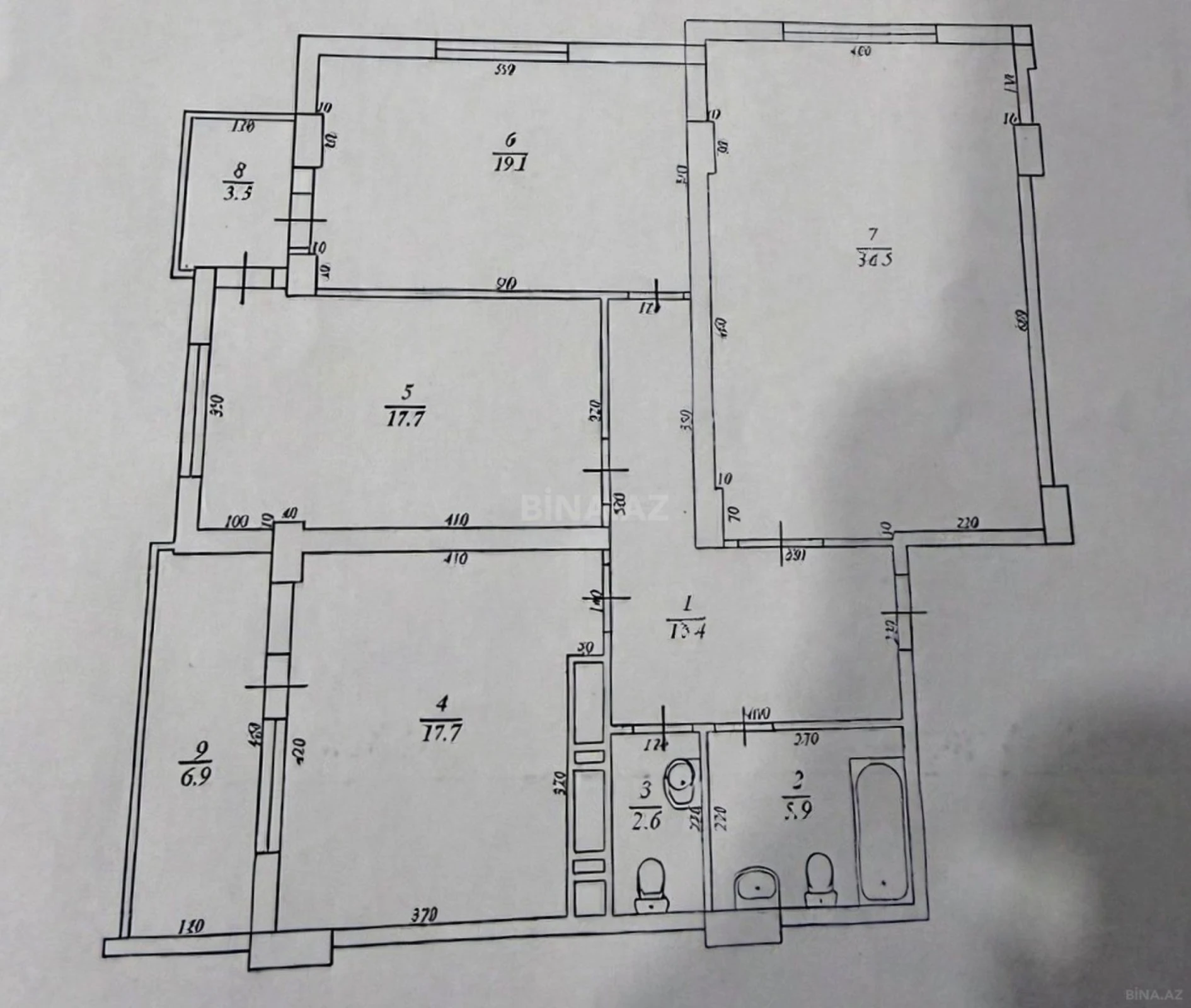 Satılır 3 otaqlı mənzil 125 m²
