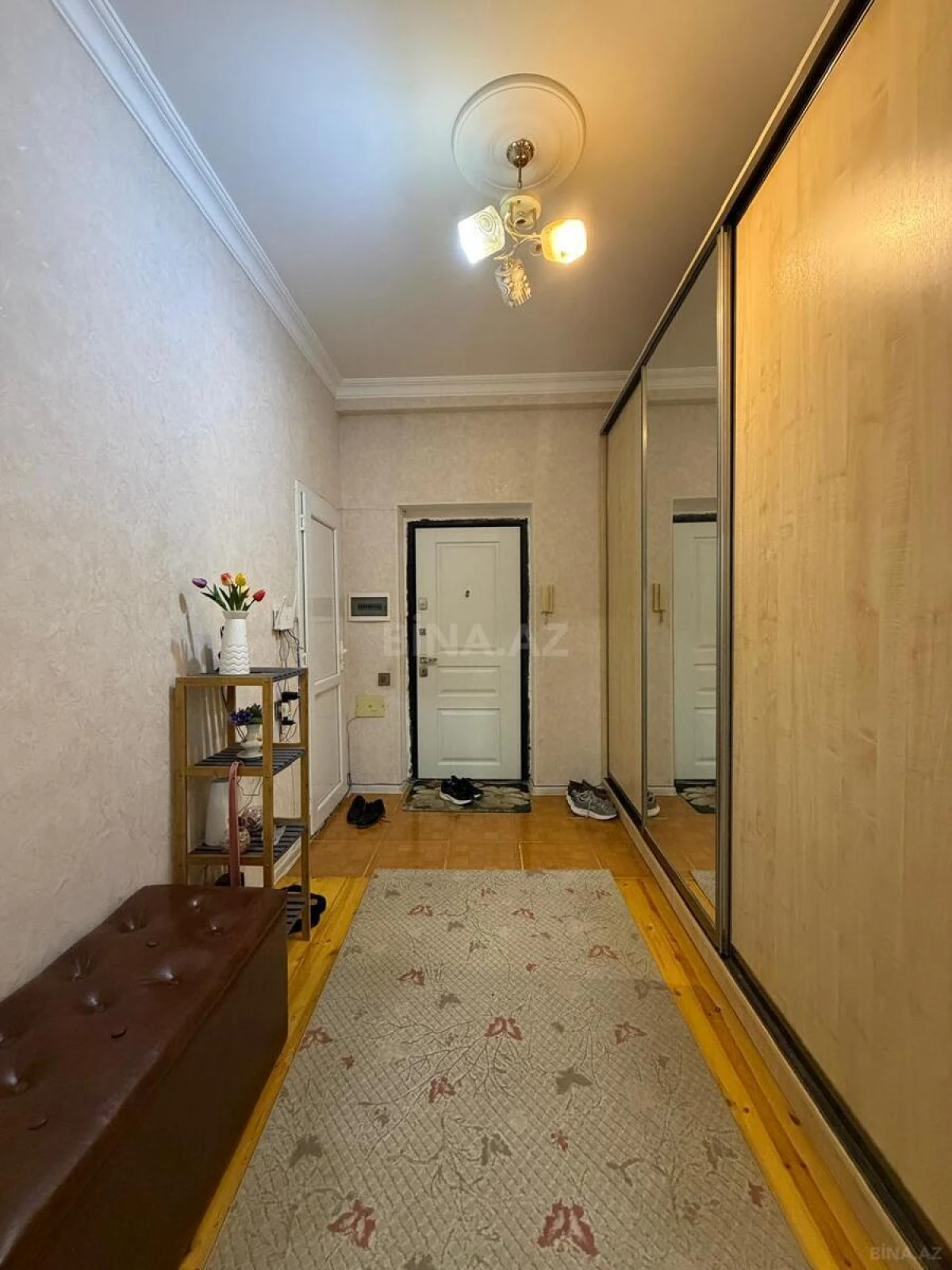 Satılır 3 otaqlı mənzil 92 m²