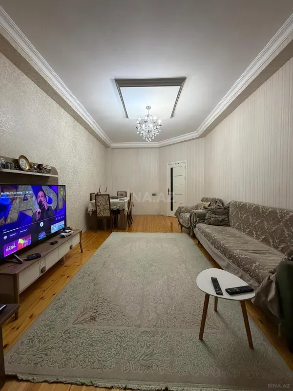 Satılır 3 otaqlı mənzil 92 m²