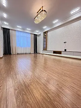 Satılır 3 otaqlı mənzil 140 m²