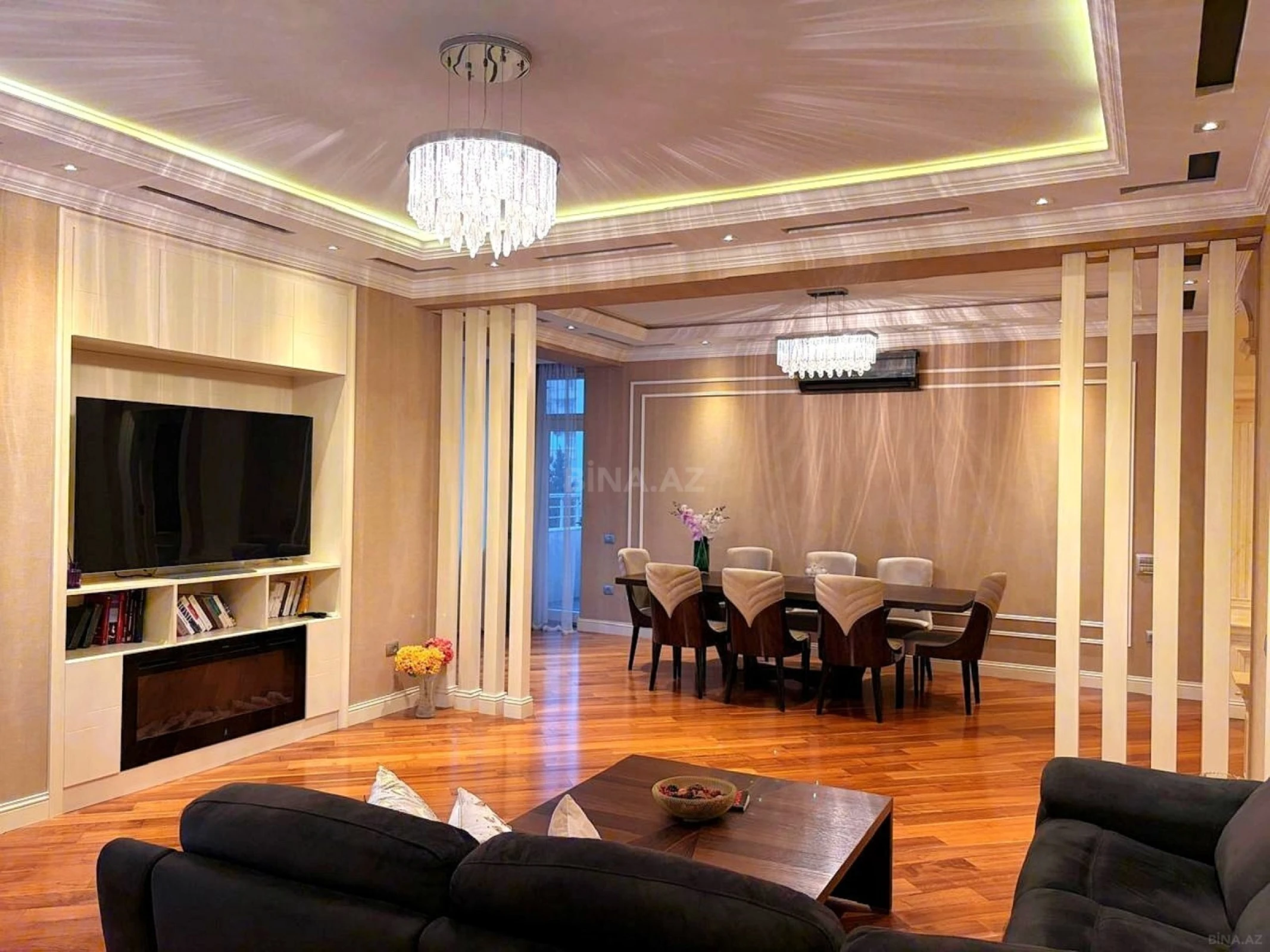 Satılır 4 otaqlı mənzil 215.5 m²