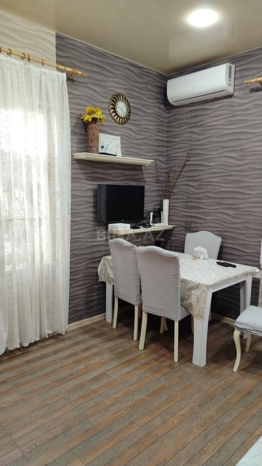 Satılır 7 otaqlı həyət evi 350 m²
