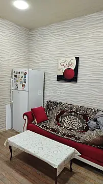 Satılır 7 otaqlı həyət evi 350 m²