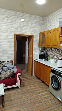 Satılır 7 otaqlı həyət evi 350 m²