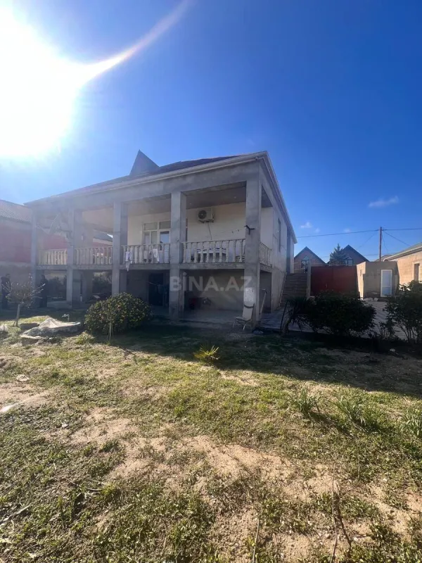 Satılır 4 otaqlı həyət evi 150 m²