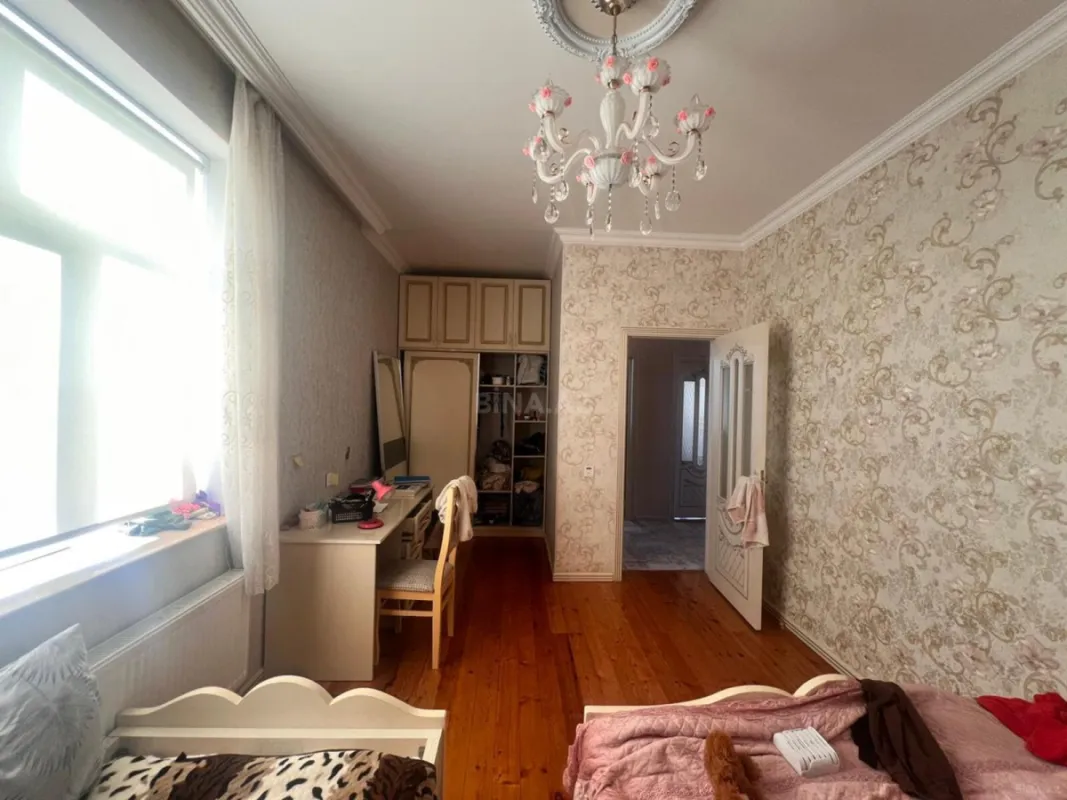 Satılır 4 otaqlı həyət evi 150 m²