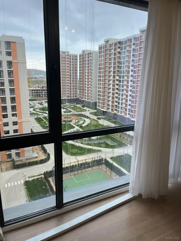 Kirayə verilir 2 otaqlı mənzil 68 m²