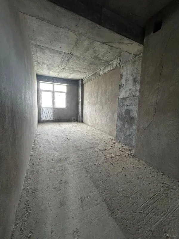 Satılır 3 otaqlı mənzil 134 m²