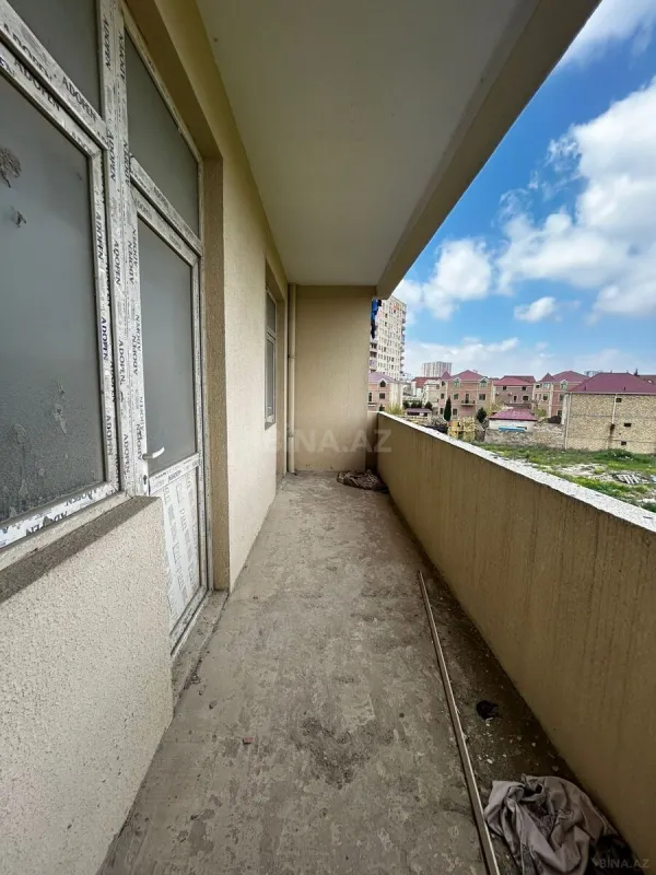 Satılır 3 otaqlı mənzil 134 m²