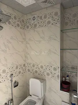 Kirayə verilir 2 otaqlı mənzil 70 m²