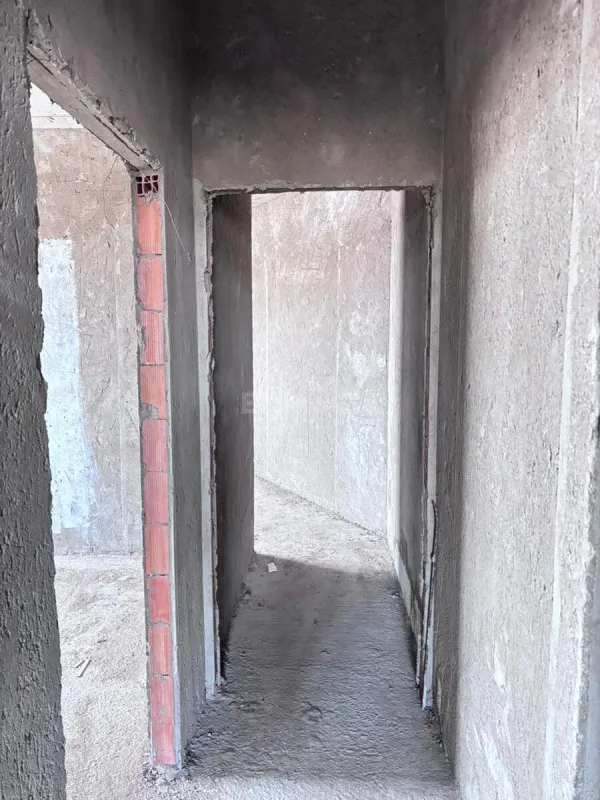 Satılır 4 otaqlı mənzil 110 m²