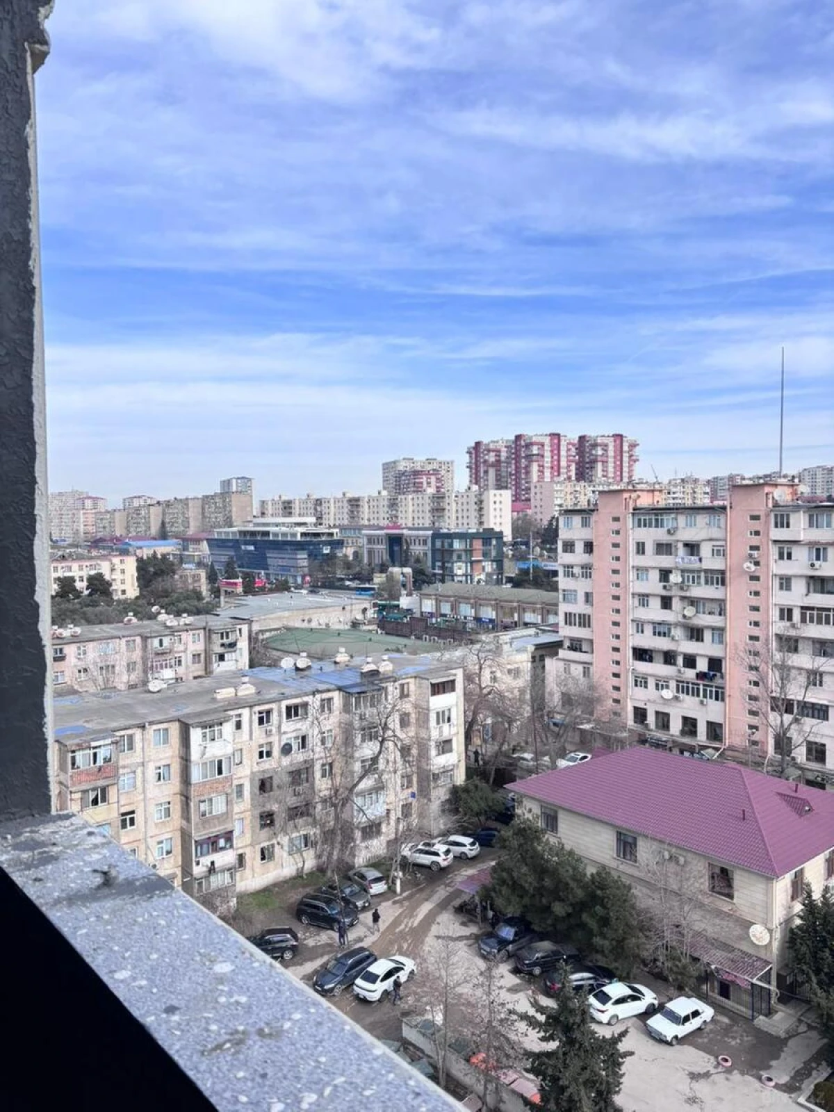 Satılır 4 otaqlı mənzil 110 m²