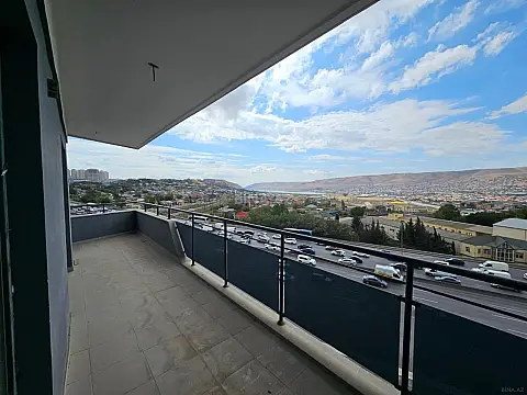 Satılır 4 otaqlı mənzil 167 m²