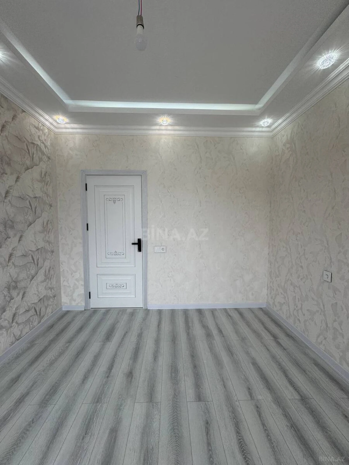 Satılır 2 otaqlı mənzil 44 m²